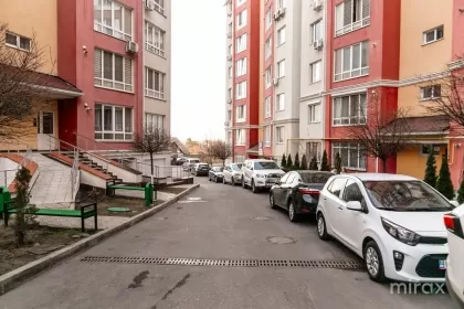 str. N. Testemițanu, Centru, mun. Chișinău image 210625
