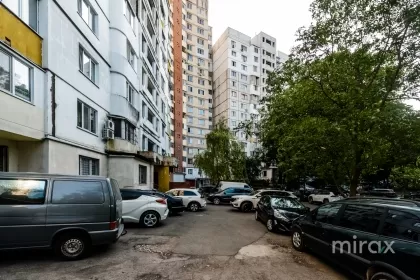 bd. Dacia, Botanica, Chișinău image 225444