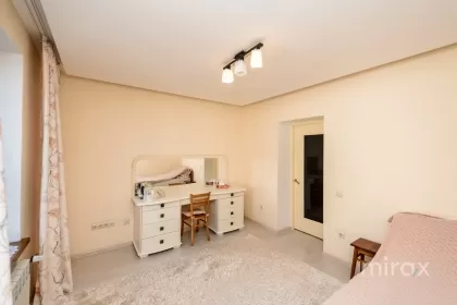 str-la. Valea Apelor, Codru, mun. Chișinău image 217749