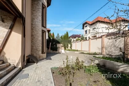 str-la. Valea Apelor, Codru, mun. Chișinău image 217759
