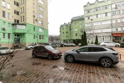 ул. Пиктор Михай Греку, Центр изображение 239945