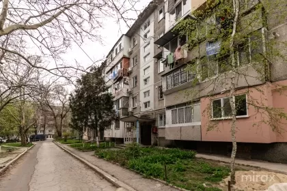 str. Independenței, Botanica, mun. Chișinău image 217818