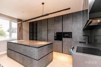 ул. Александру чел Бун, Центр изображение 235080