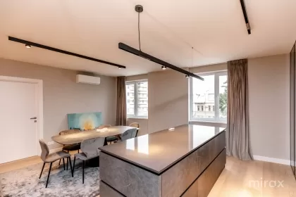 ул. Александру чел Бун, Центр изображение 235082