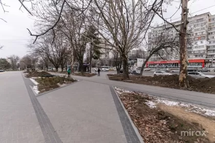 bd. Dacia, Botanica, mun. Chișinău image 208110