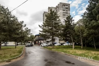 str. Independenței, Botanica, mun. Chișinău image 221952