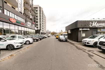 bd. Renașterii Naționale, Râșcani, Chișinău image 238360