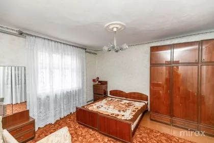 str. Livezilor, Băcioi, Chișinău image 200430