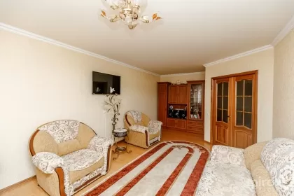 бул. Мирча чел Бэтрын, Чоканы изображение 235304