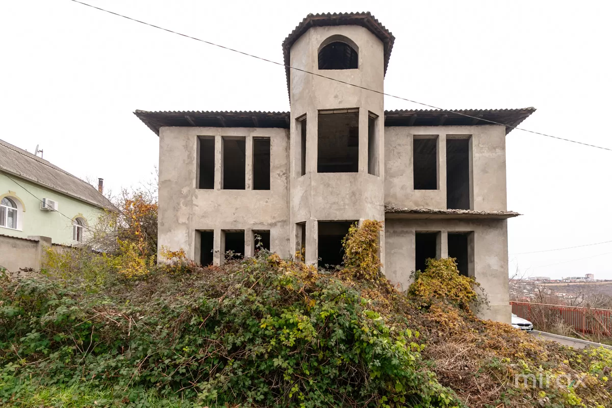 str. Cobzarilor, Codru, Chișinău