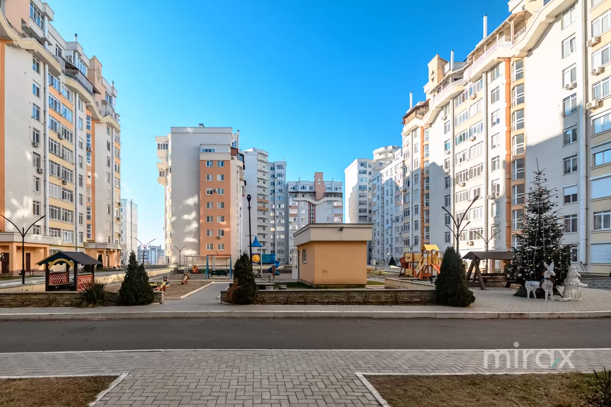 bd. Alba Iulia, Buiucani, Chișinău