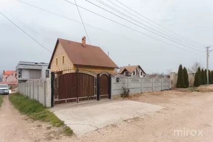 str. Sf. Treime, Grătiești, mun. Chișinău image 214472