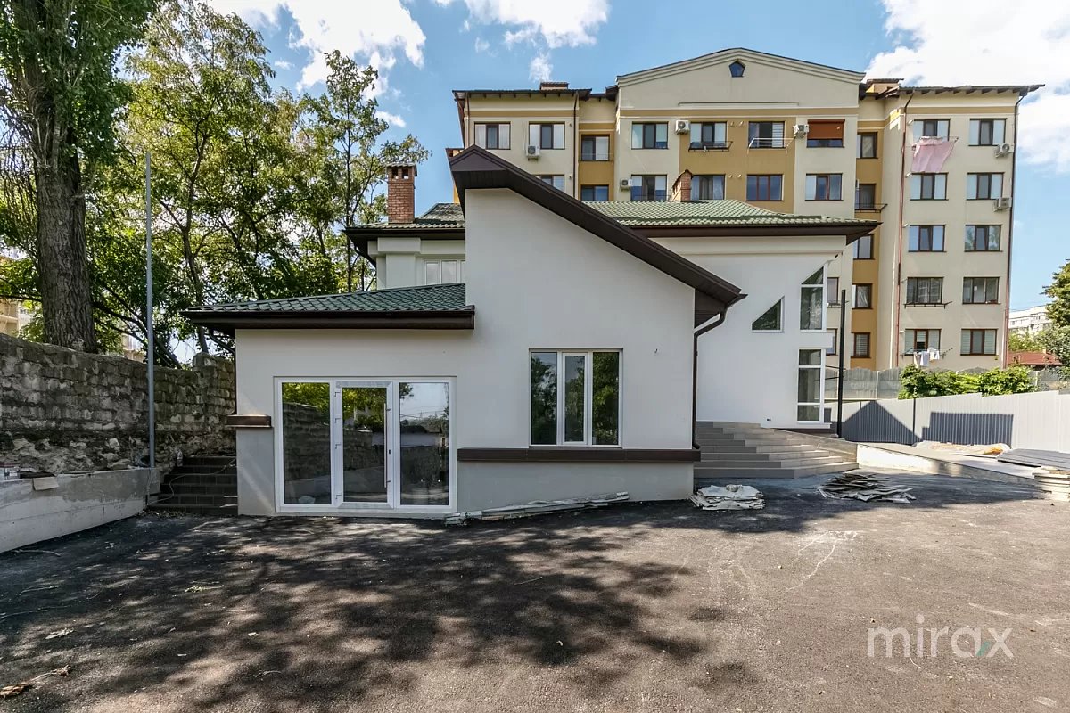 bd. Decebal, Botanica, Chișinău