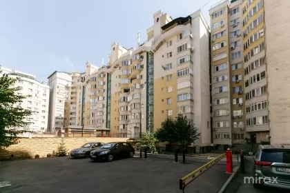 бул. Мирча чел Бэтрын, Чоканы, Кишинев изображение 232716