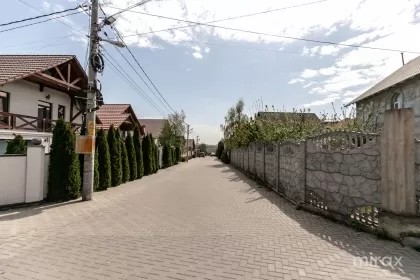 str. Plopilor, Durlești, Chișinău image 218352