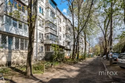 str. Trandafirilor, Botanica, mun. Chișinău image 215912