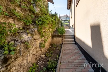 str. Sf. Gheorghe, Codru, mun. Chișinău image 219905