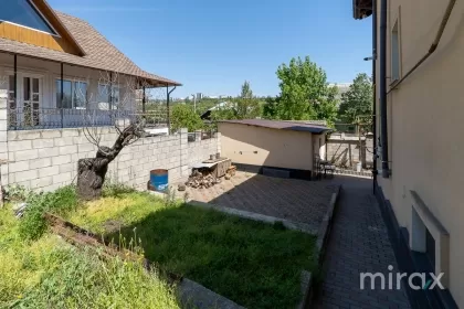 str. Sf. Gheorghe, Codru, mun. Chișinău image 219909