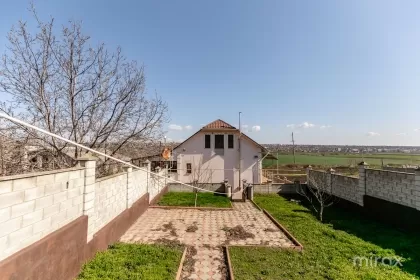 str. Sf. Mihail, Străisteni, mun. Chișinău image 216049