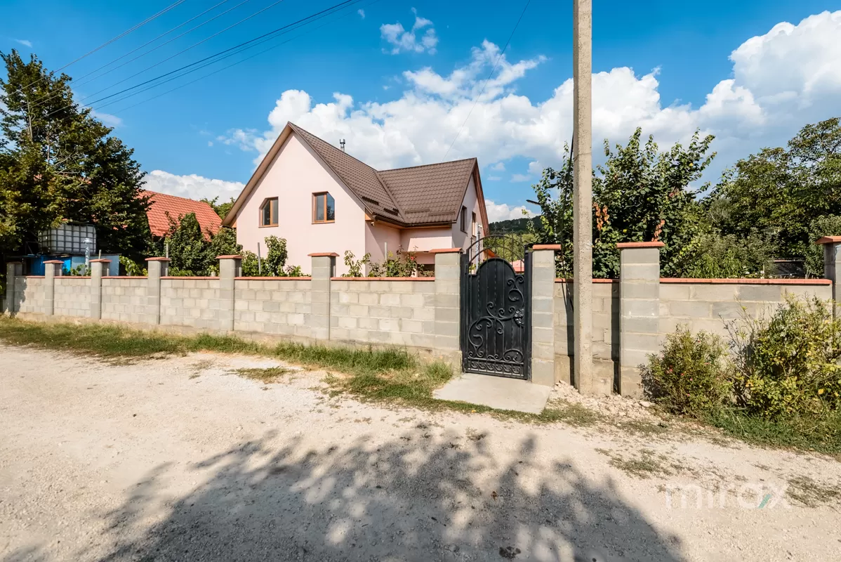 str. Vasile Alecsandri, Strășeni