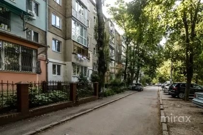 street Hristo Botev, Botanica, Chișinău image 225087