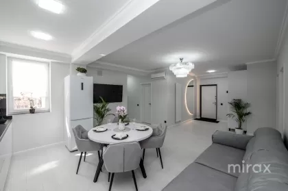 str. Paris, Buiucani, mun. Chișinău image 210157